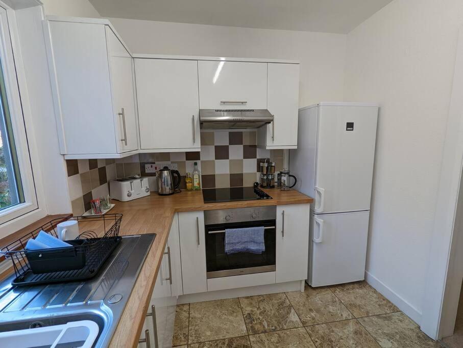 Two Bedroom Flat In Bridge Of Allan, Stirling المظهر الخارجي الصورة