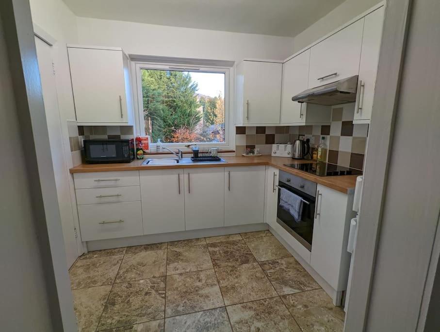 Two Bedroom Flat In Bridge Of Allan, Stirling المظهر الخارجي الصورة